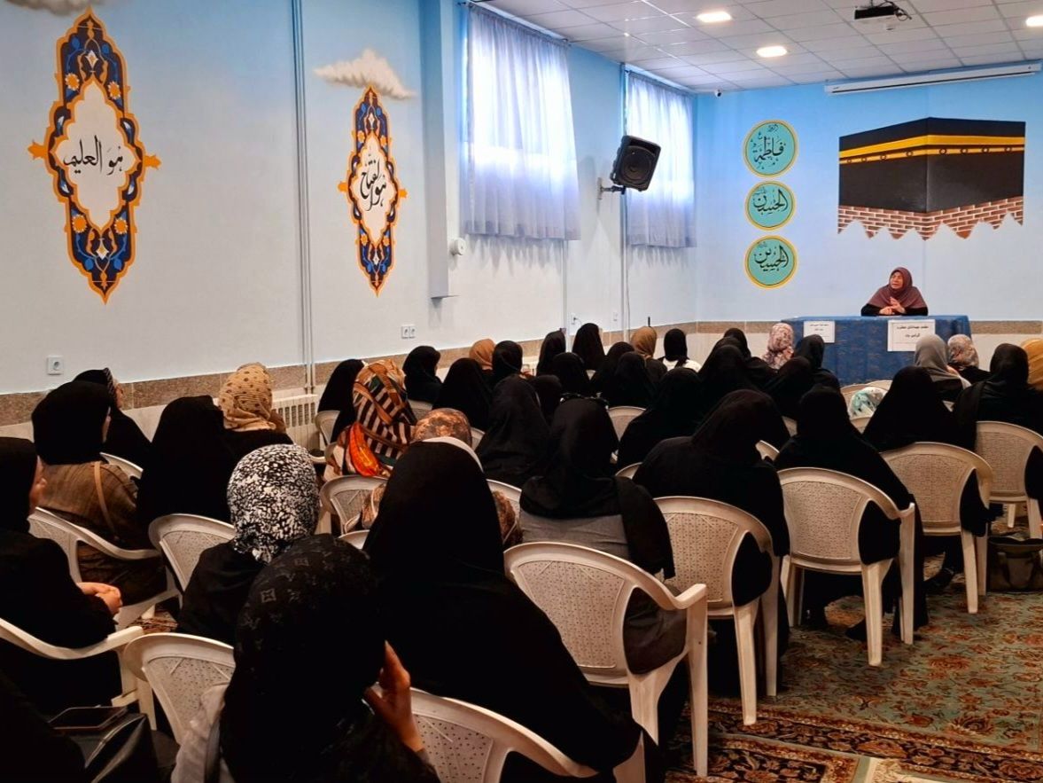 تشکیل انجمن اولیا و مربیان در دبیرستان حسن زاده اصفهانی 