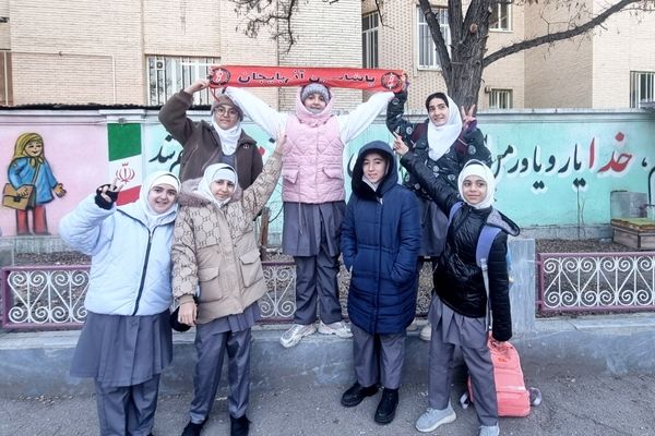 مدرسه‌ در آغوش یاد شهید اقتدار و شور تراکتور درخشید