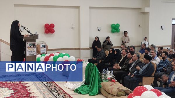 اینجا قلب‌ها می‌تپند تا عاطفه‌ای جاری شود