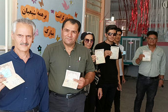 تجلی اراده ملی با حضور مردم شهر صغاد در پای صندوق‌های رای