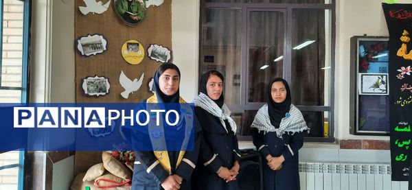 عطر فاطمى در دبیرستان امامت مهدیه