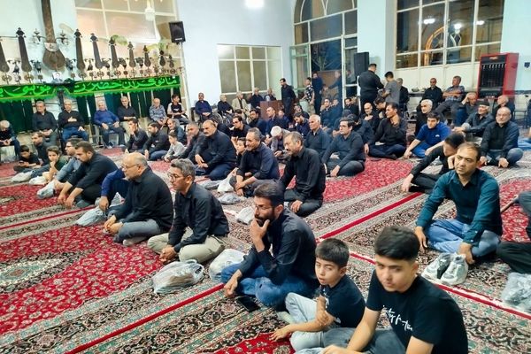کاشمر، پرچم‌دار عزای حسین (ع)