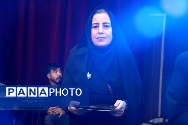 فرهنگسرای بروجن، میزبان ستایش‌گران دانش