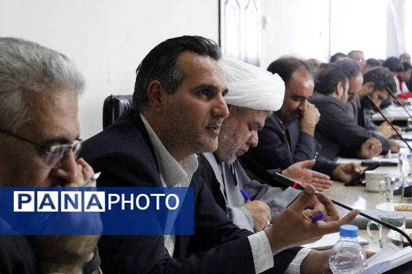 سفر یکروزه معاون عمرانی استاندار به شهرستان گرمه