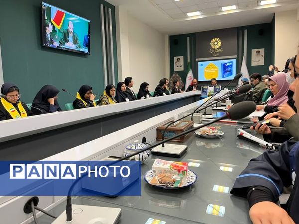 رونمایی از کتاب «صدای تاریکی» به خط بریل در یزد