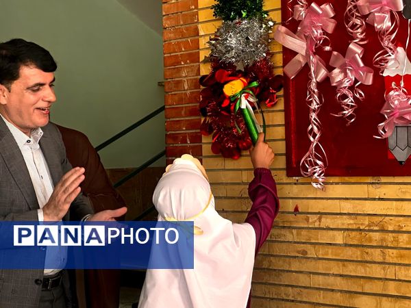 جشن شکوفهها و طنین زنگ مهر در مدرسه فاطمه الزهرا شهرستان جاسک