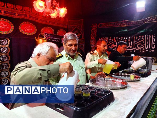 پذیرایی جانانه موکب های کاشمر از عزاداران حسینی