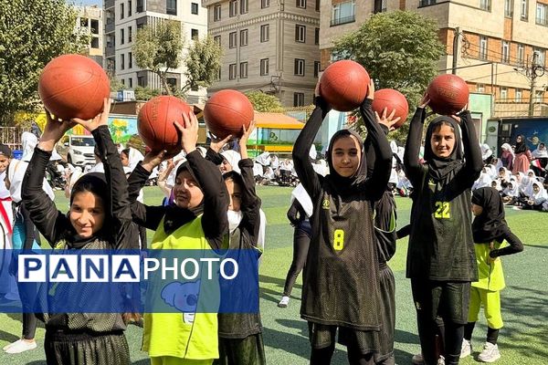برگزاری المپیاد ورزشی در مدارس ناحیه دو شهرری 
