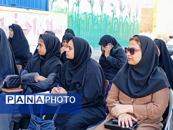 دوره ارزشیابی کیفی–توصیفی؛ گامی نو در مسیر توانمندسازی معلمان عنبرآباد