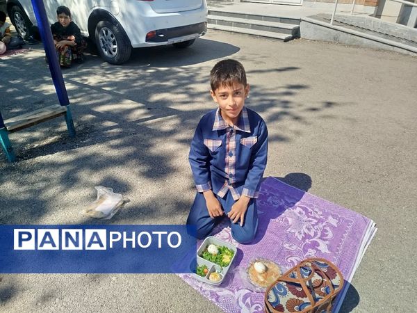 صبحانه سلامت در مدرسه پسرانه مبین شیروان