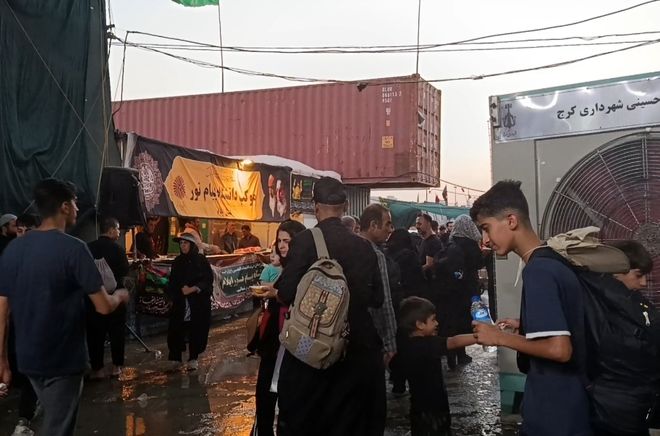 مرز پر تردد مهران در دمای ۵۰ درجه میزبان زائران حسینی است 