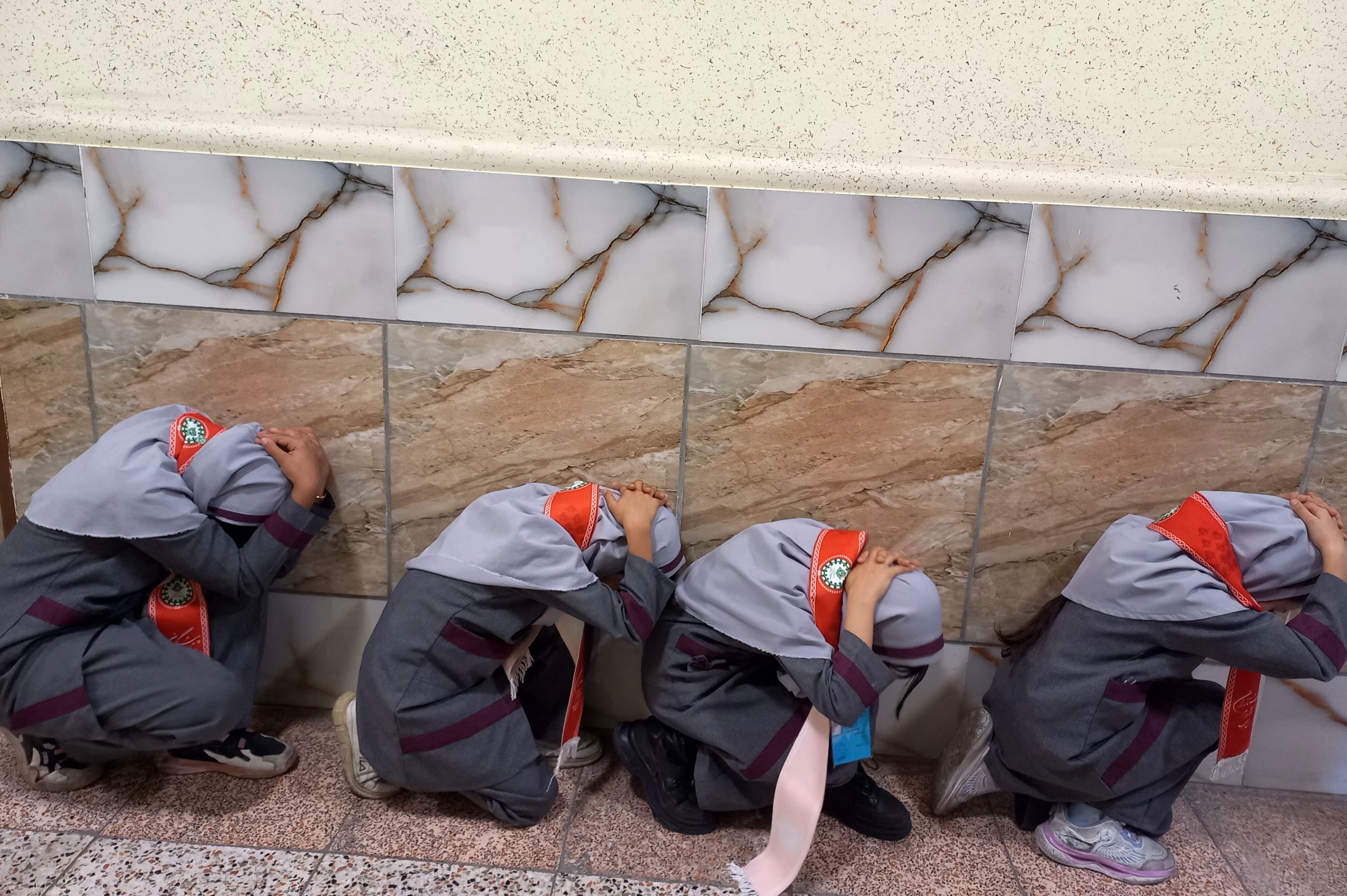 اجرای مانور زلزله و ایمنی در مدارس ناحیه 3 شیراز 