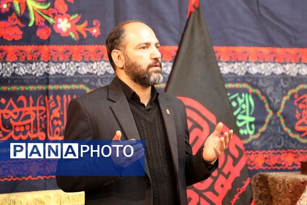 مراسم عزاداری هیئت‌های دانش‌آموزی مدارس پیشوا به مناسبت شهادت امامزاده جعفر(ع) در حرم مطهر آن حضرت