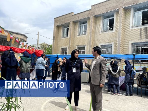 برگزاری بازارچه کسب‌ و کار دانش‌آموزی جشنواره نوجوان خوارزمی در الیگودرز