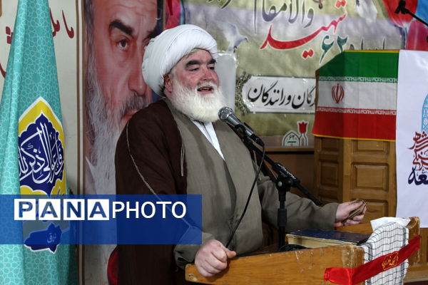 حضور کاروان آستان خورشید در شهر درق