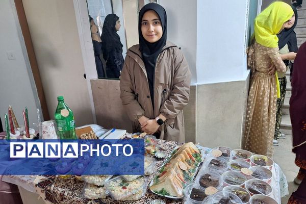  آیین افتتاح جشنواره ماها و ایران‌مون در دبیرستان خدیجه کبری پردیس 