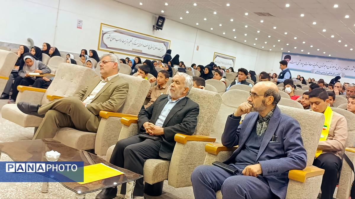 نشست هم‌اندیشی رابطین خبرنگاران پانا در خلیل‌آباد