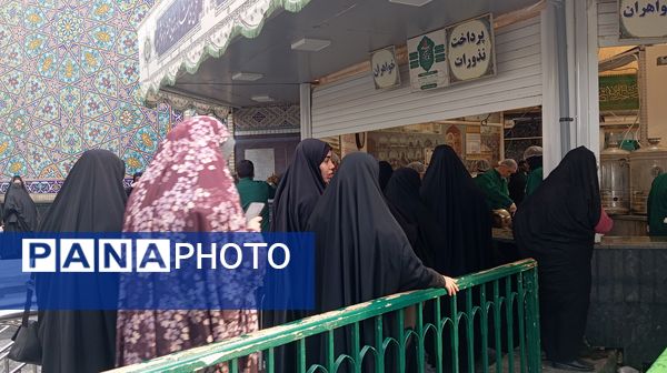 پذیرایی از زائران علی ابن موسی الرضا (ع)