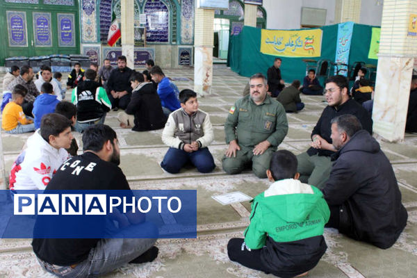 جلوه‌هایی از حلقه‌های صالحین نوجوانان بسیجی در شهر جعفریه