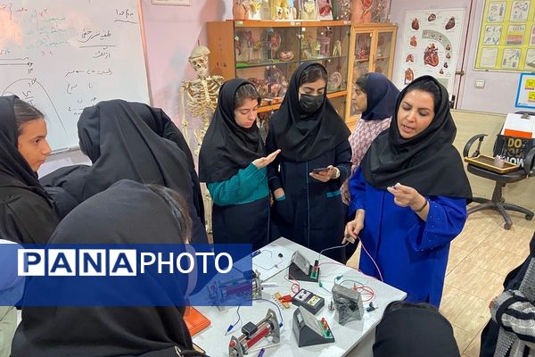  اردوی علمی در پژوهش سرای دانش آموزی بصیرت