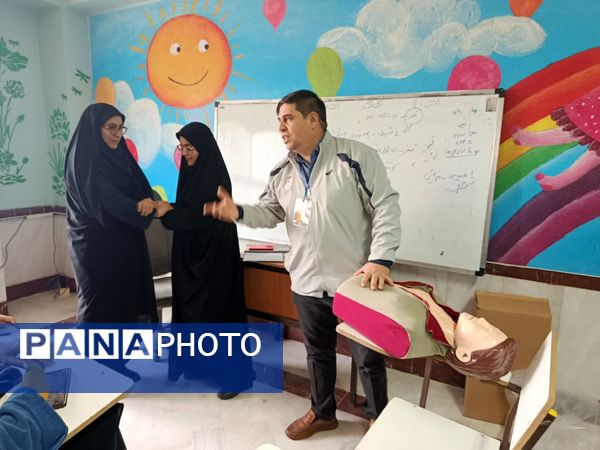 برگزاری کارگاه‌های مهارتی ویژه مربیان کاردان سازمان دانش‌آموزی قم