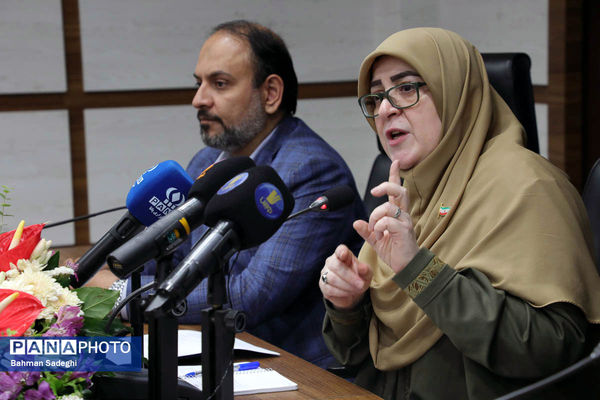 نشست سخنگوی دولت با دانش‌آموز خبرنگاران خبرگزاری پانا