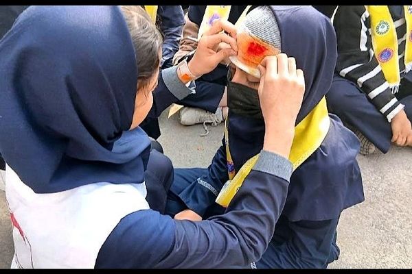  مانور زلزله در مدرسه سمانه ناحیه یک 