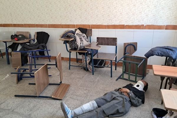 دبیرستان بنت الهدی میزبان بیست و هفتمین مانور زلزله تفت بود