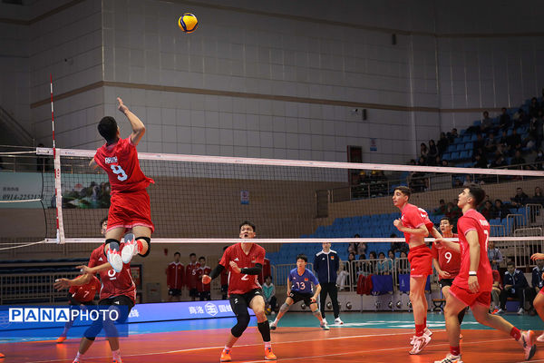 مسابقات دانش‌آموزی والیبال زیر 15 سال قهرمانی جهان (ایران - چین )