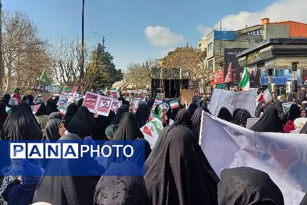 راهپیمایی پرشور ۲۲بهمن در رودهن 