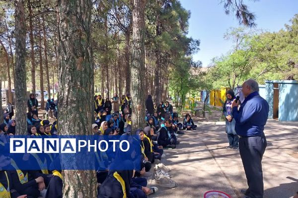 اردوی پایانی پیشتازان دختر مقطع متوسطه ناحیه 4 شیراز 