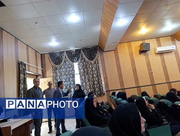 برگزاری جلسه انجمن اولیاء و مربیان دبیرستان نمونه دولتی پژوهش در آشخانه