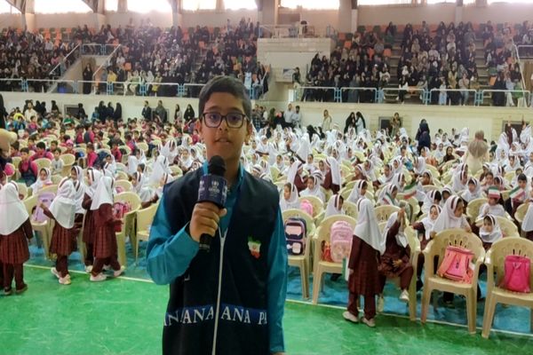 ویژه برنامه زنگ مهر و مقاومت در مجموعه مدارس سما واحد کاشان 