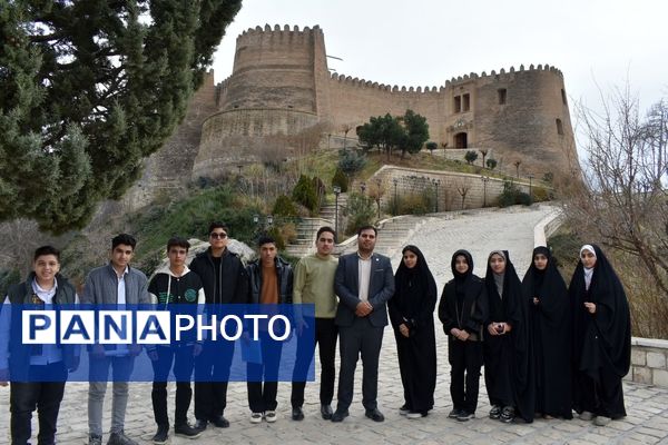 اردوی دو روزه نمایندگان مجلس دانش‌آموزی لرستان با بازدید از مراکز فرهنگی