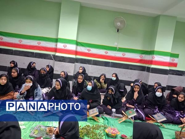 برگزاری محفل انس با قرآن کریم در مدرسه حضرت خدیجه کبری (س) جم