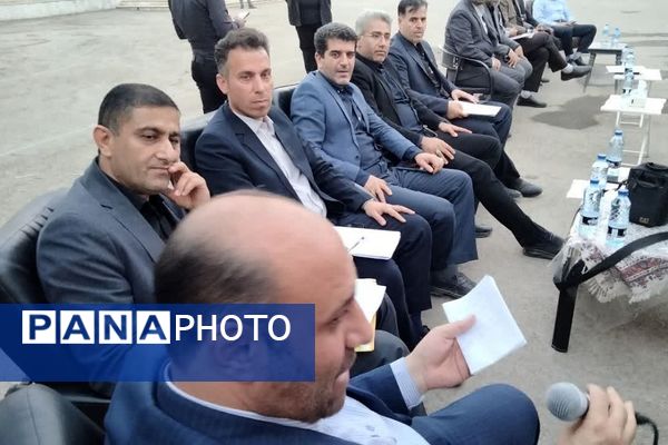 مسئولان با هدف بررسی نیازهای آموزشی از مدارس پیشوا بازدید کردند