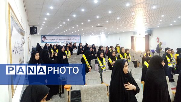 سازمان دانش آموزی خلیل‌آباد برای خبرنگاران پانا سنگ تمام گذاشت