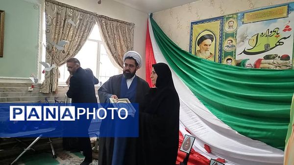 یادواره شهدای دبستان شاهد بنت‌الحسین تبریز با عطر فاطمی