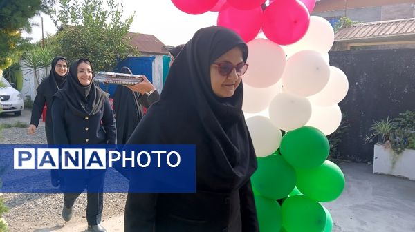 نواختن زنگ مهر و ایثار و مقاومت در دبیرستان نمونه دولتی معرفت