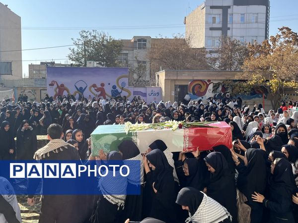 پایان مسیر عاشقی با بدرقه پیکر شهید گمنام