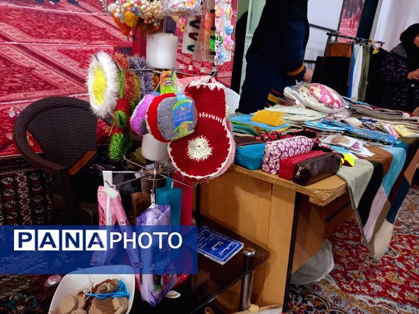 نمایشگاه مد و لباس اسلامی ایرانی یاس واره در خلیل آباد