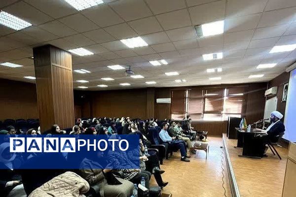 دوره گفتمانی راهبردی اندیشه ولی ۲ در مشهد