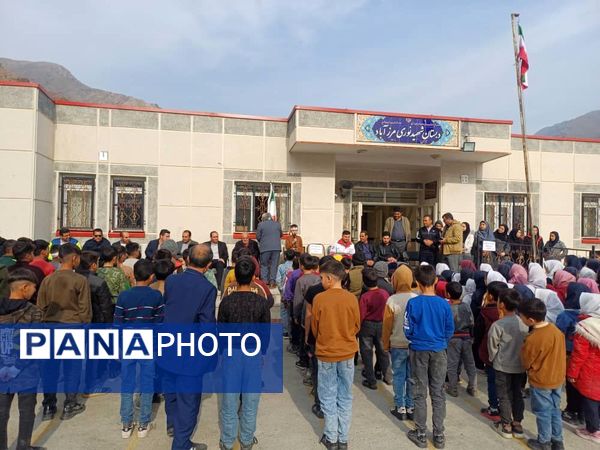 اجرای مانور سراسری زلزله در مدرسه شهید نوری مرزآباد شهرستان خدا آفرین