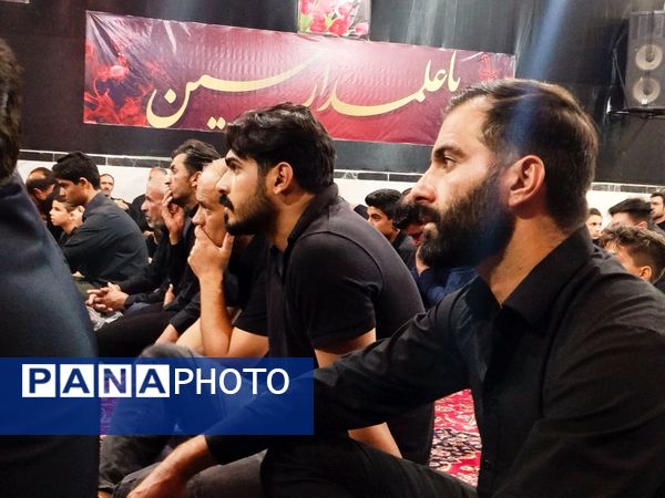 حضور پرشور مسئولان کاشمر در مراسم عزاداری شب سوم محرم روستای قلعه بالا
