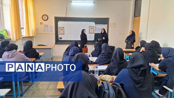 اجرای طرح «قاضی مدرسه» در دبیرستان دخترانه فاطمیه ناحیه یک کرج