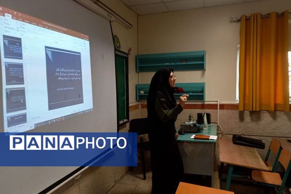 برگزاری کارگاه توانمندسازی نیروی انسانی ویژه نومعلمان در دبستان علی اکبر طالبی ناحیه یک شهرری