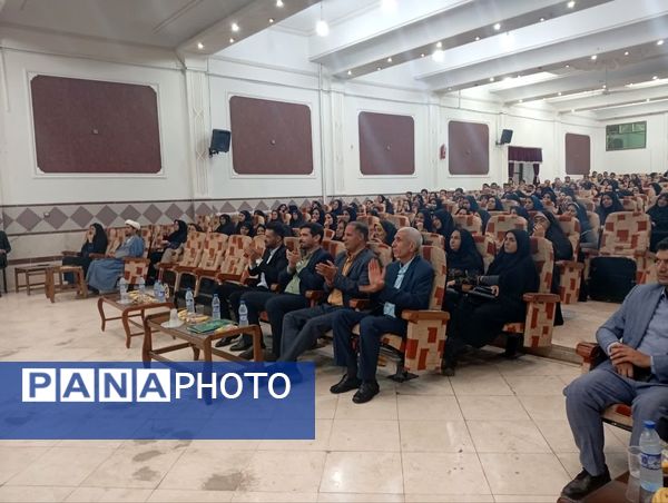 همایش «طرح معرفت» ویژه مربیان و معاونان پرورشی ناحیه یک یزد