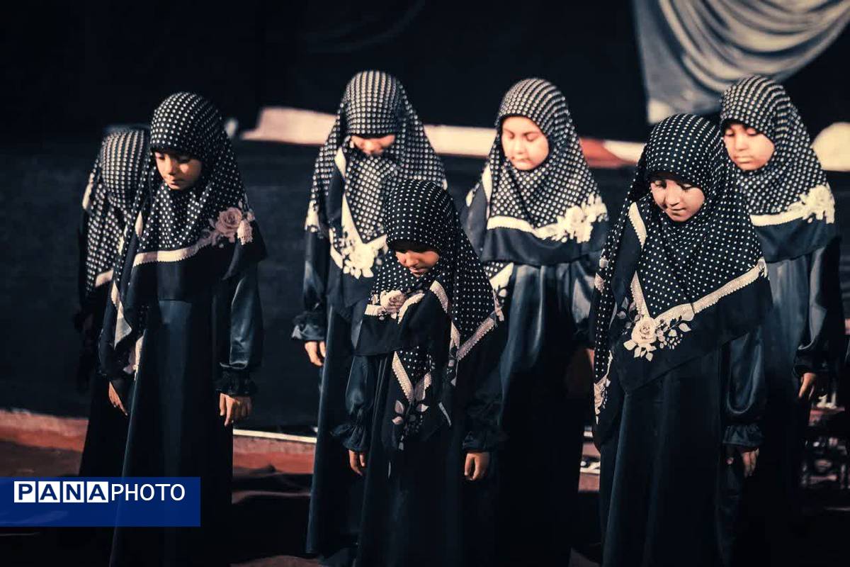 نمایش کاروان عاشقی در کرج 