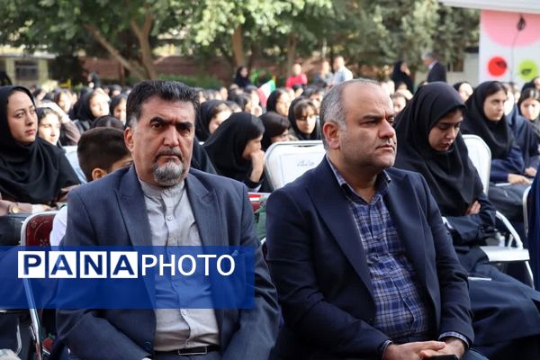 برگزاری آیین متمرکز بازگشایی مدارس در دبیرستان فاطمیه کرج