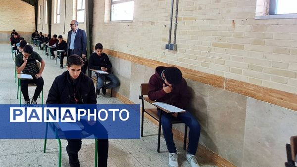 بازدید سرپرست آموزش و پرورش قوچان از روند برگزاری امتحانات شبه نهایی کشوری